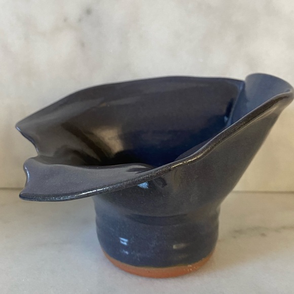 Handmade Modern Contemporary Purple Pottery Bowl - Picture 6 of 8